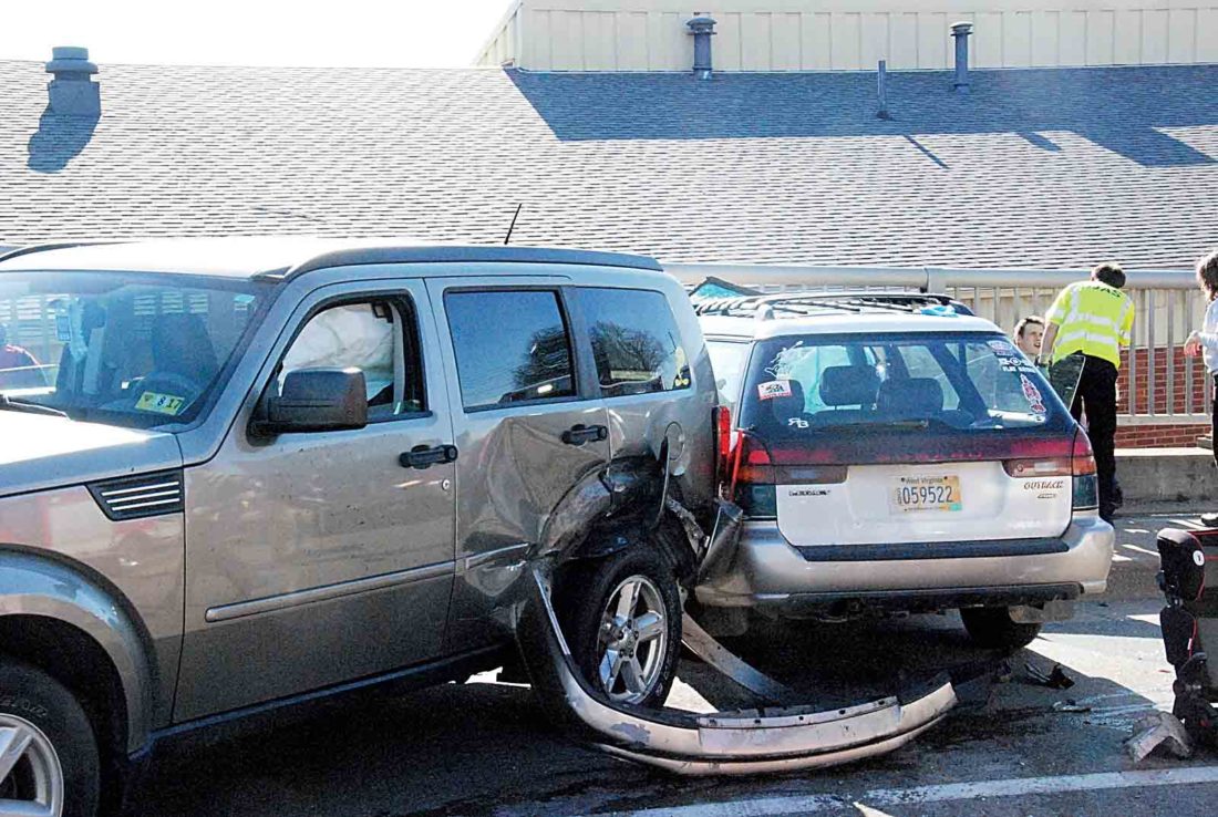 Two injured in Parkersburg wreck News, Sports, Jobs News and Sentinel